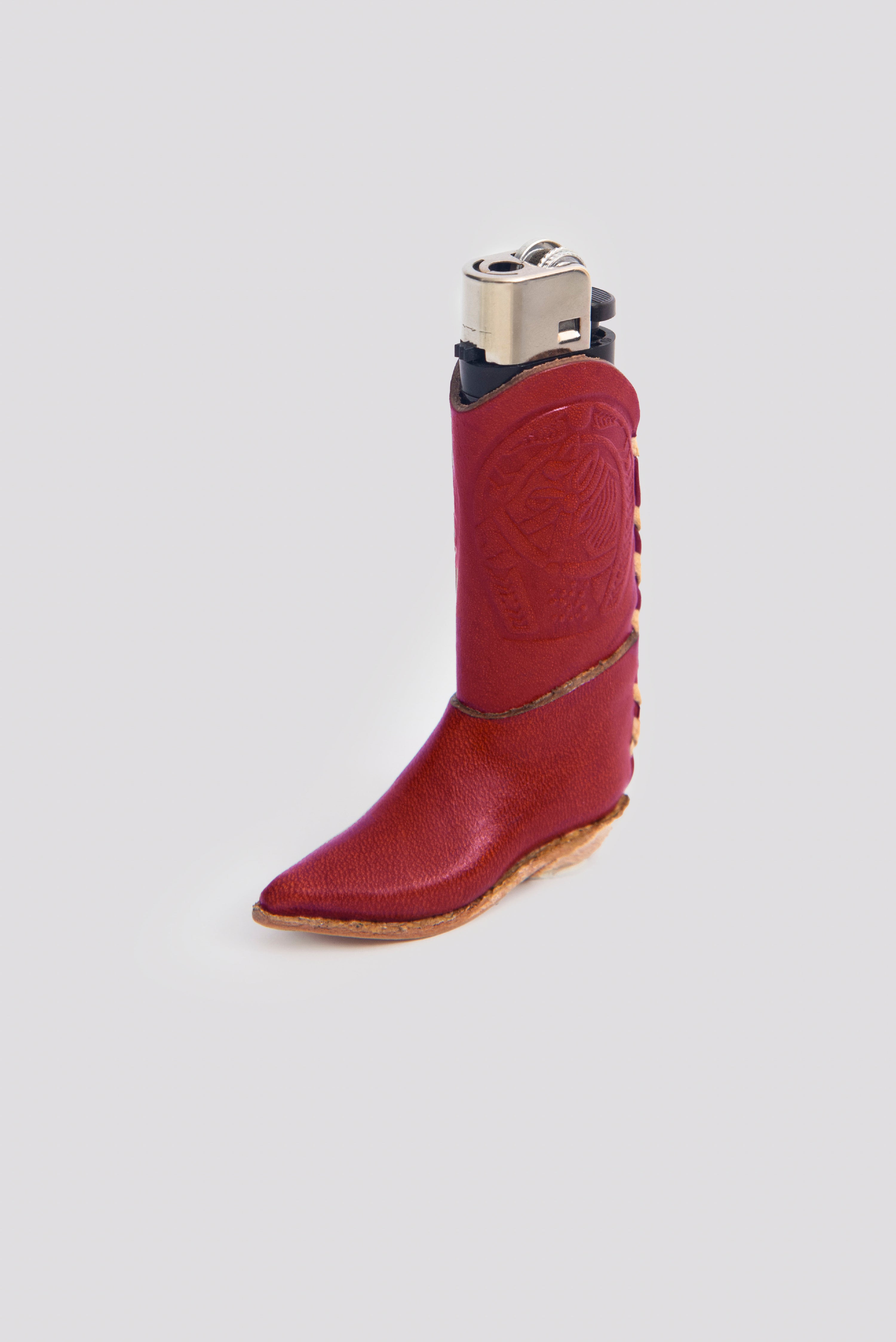 besondere Handgefertigte Feuerzeughülle aus Leder im Cowboy-Stiefel-Design, Mexiko. Rot. Geschenk für Raucher.
